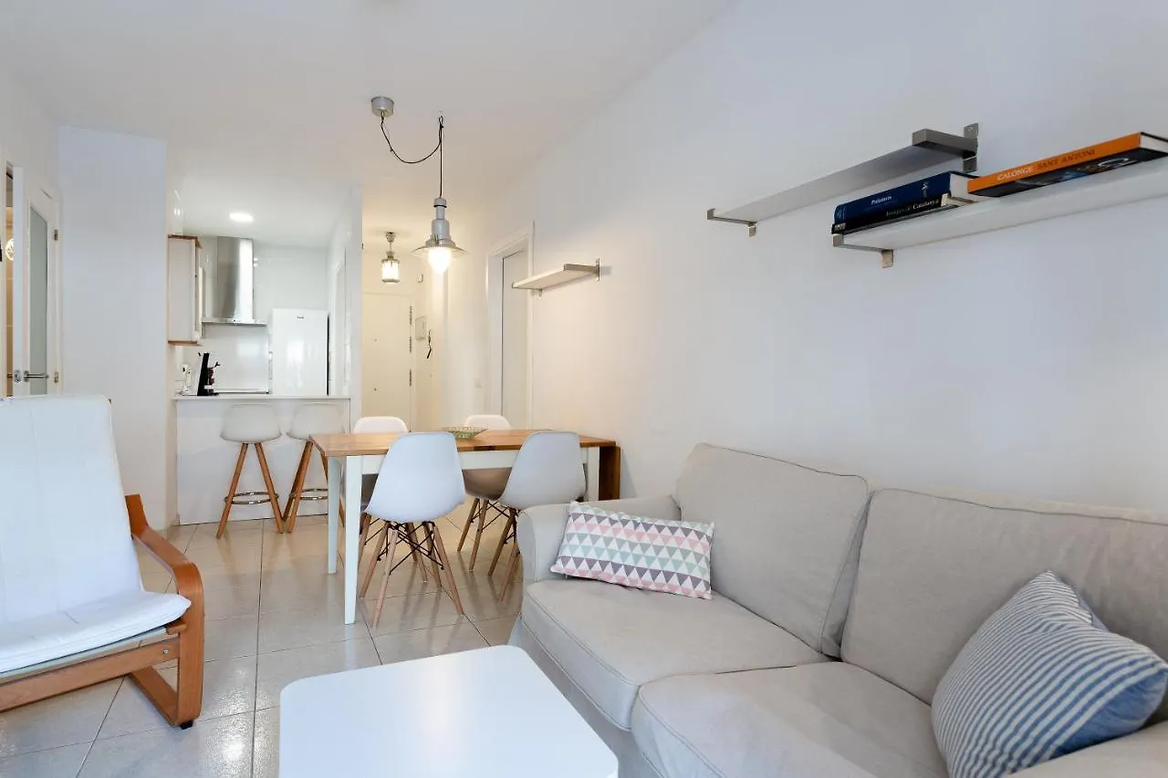 アパート Apartament Sant Antoni サン・アントニオ・デ・カランジャ